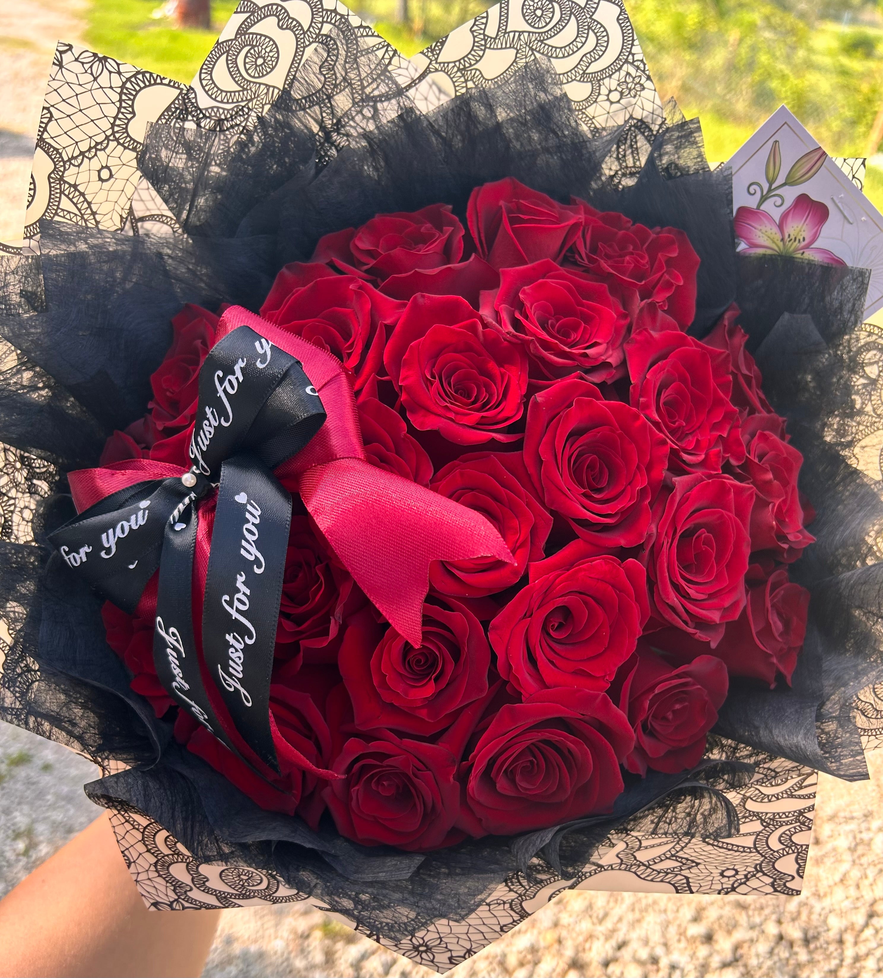 25 ct Red rose bouquet
