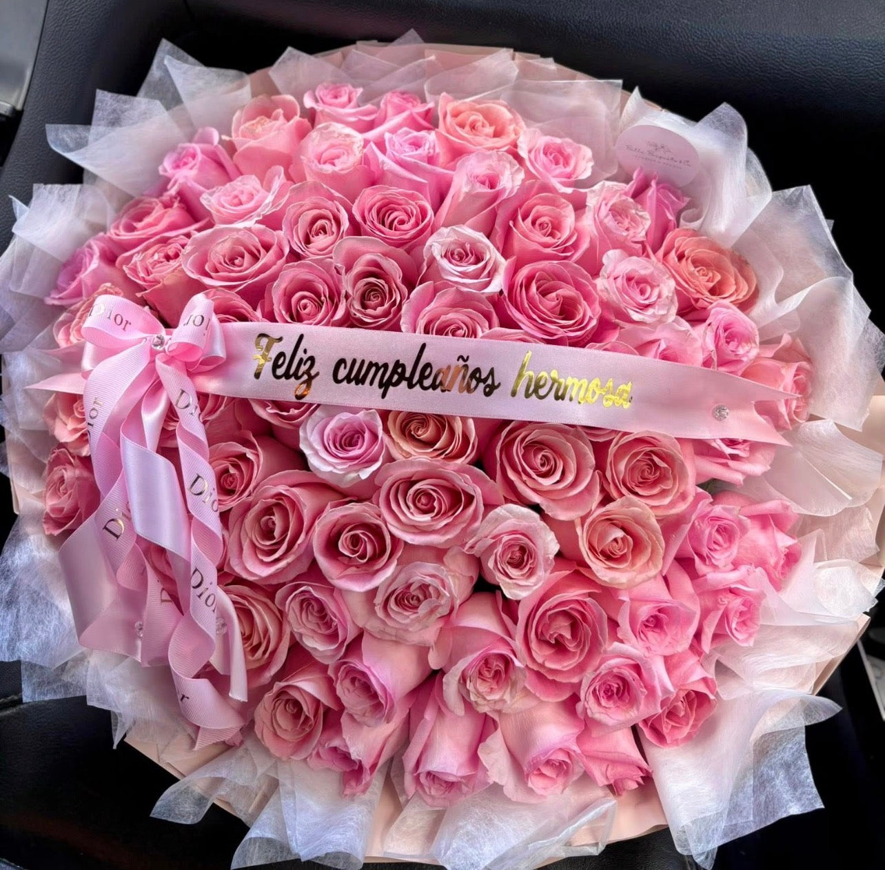 Luxury 100-Rose Pink Ramo Buchón